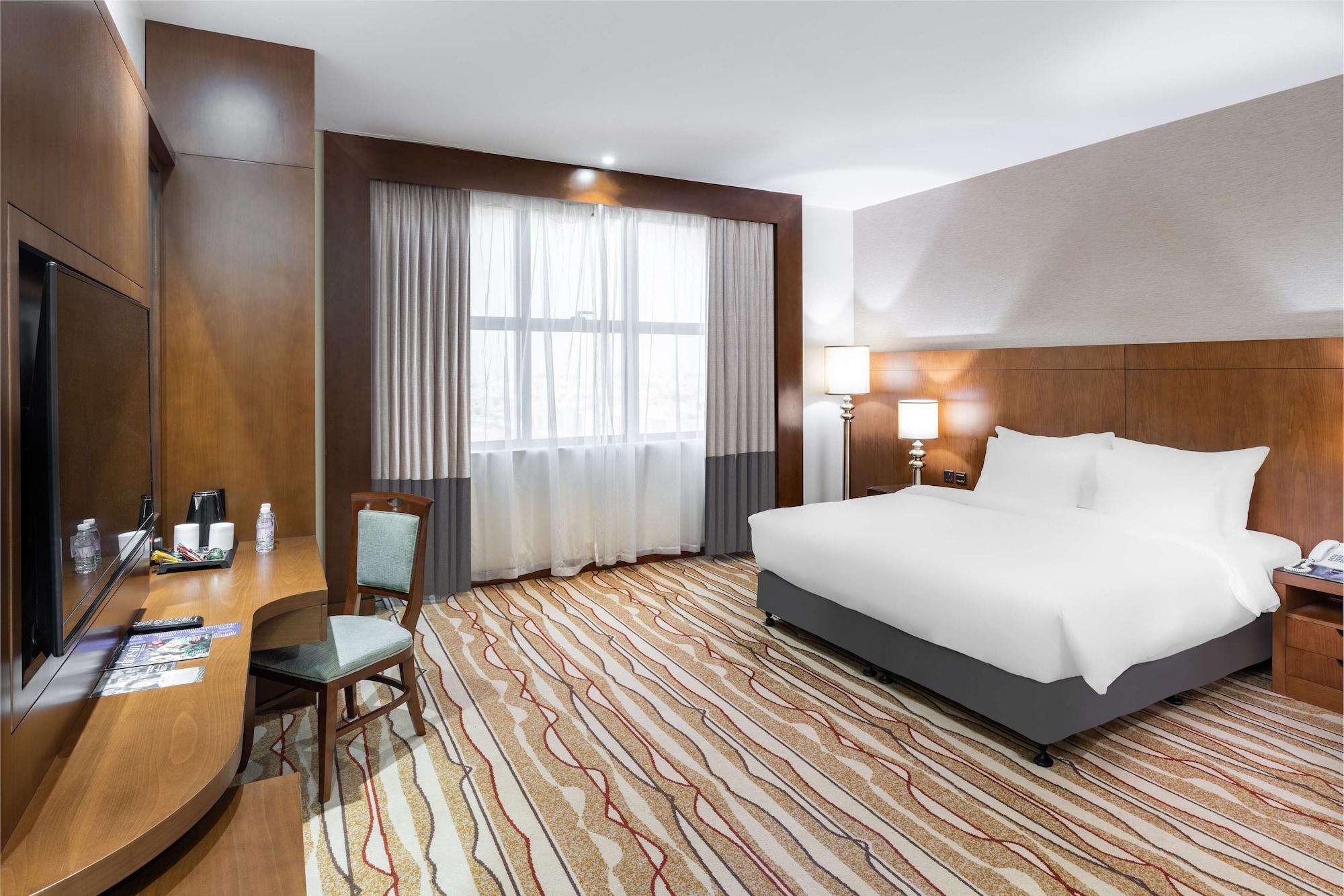 Radisson Blu Hotel, Burajda Zewnętrze zdjęcie